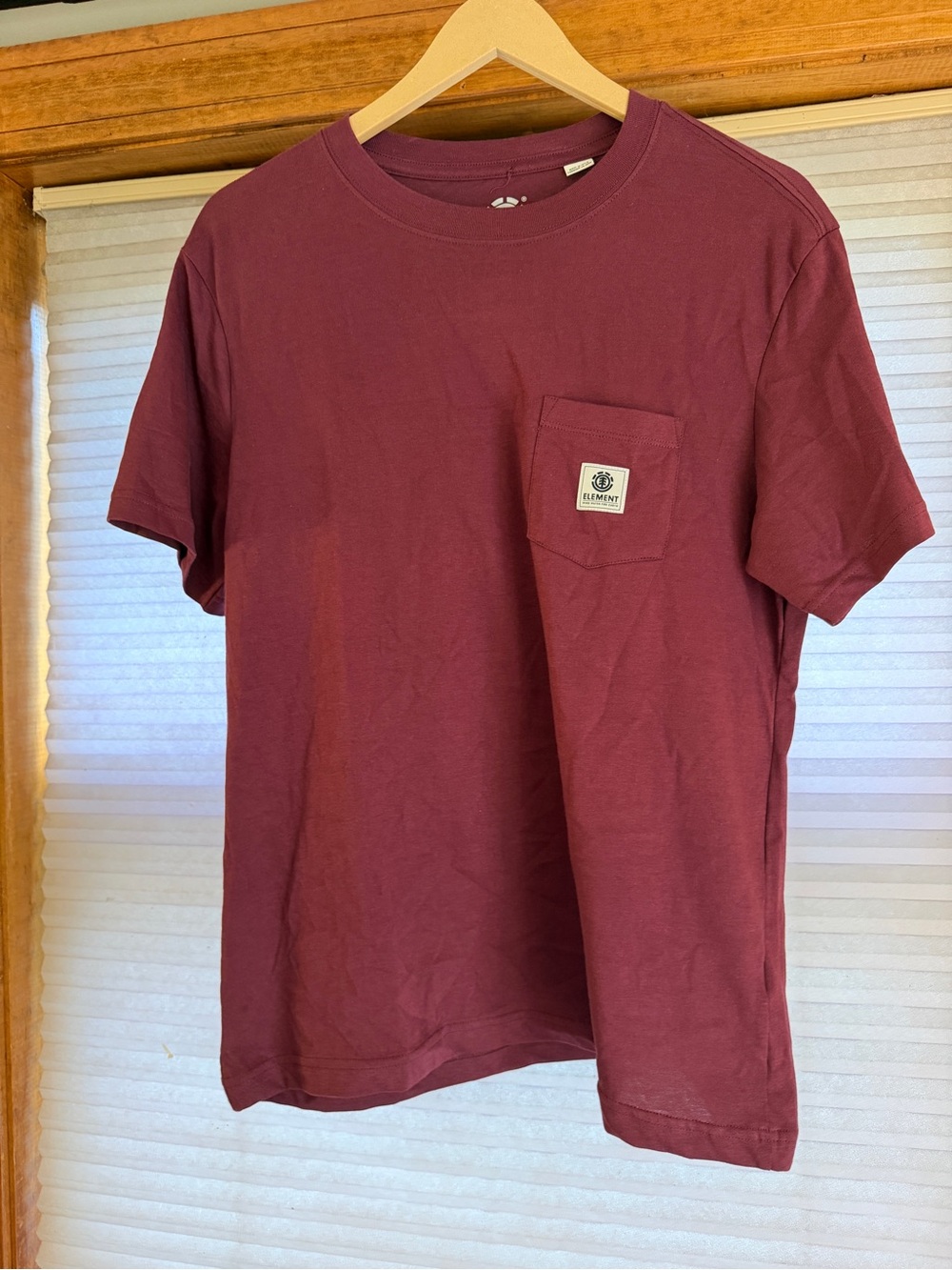 Element Chest Pocket Short Sleeve T-Shirt - Maroon S 0204